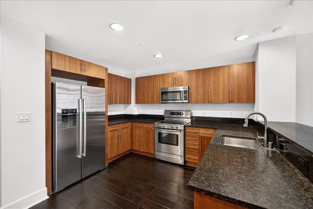 88 E San Fernando Street 307, San Jose, CA 95113