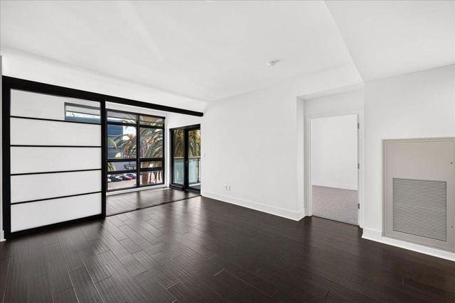 88 E San Fernando Street 307, San Jose, CA 95113
