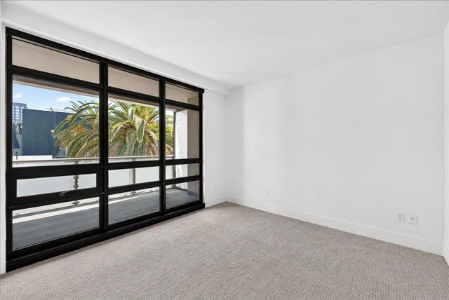 88 E San Fernando Street 307, San Jose, CA 95113
