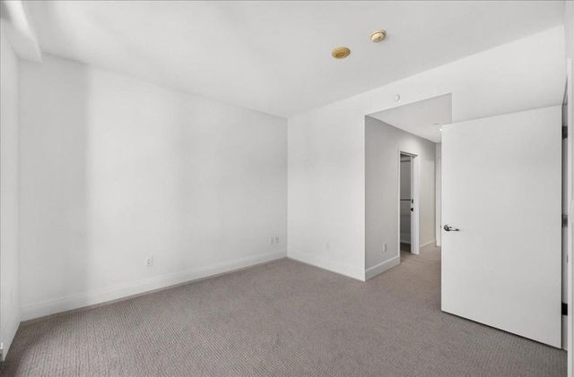 88 E San Fernando Street 307, San Jose, CA 95113
