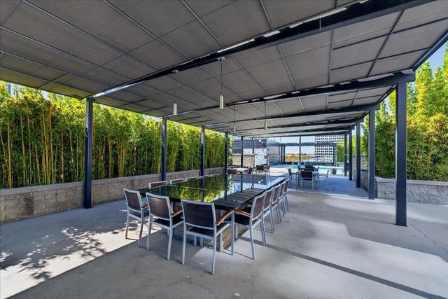 88 E San Fernando Street 307, San Jose, CA 95113