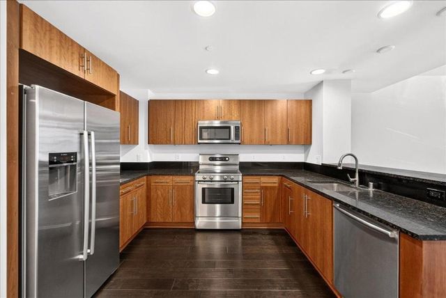 88 E San Fernando Street 307, San Jose, CA 95113
