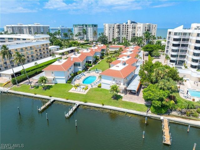 3070 Gulf Shore BLVD N A201, Naples, FL 34103