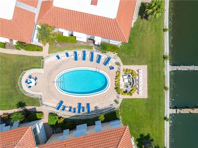 3070 Gulf Shore BLVD N A201, Naples, FL 34103