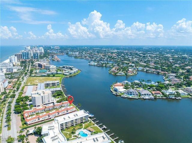 3070 Gulf Shore BLVD N A201, Naples, FL 34103