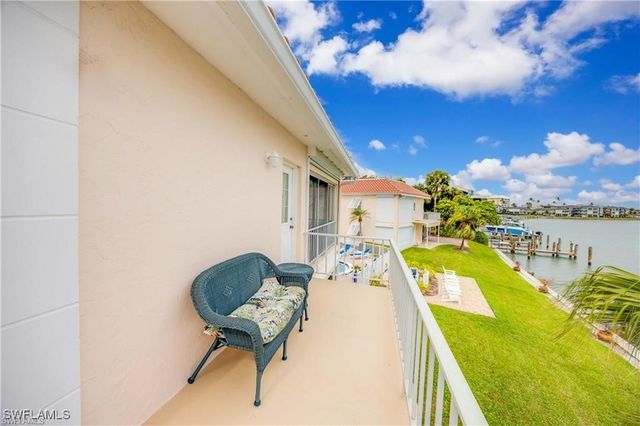 3070 Gulf Shore BLVD N A201, Naples, FL 34103