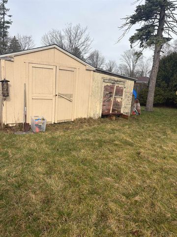 3404 PEALE Drive, Saginaw, MI 48602