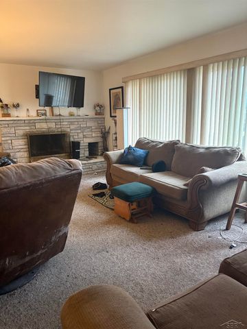 3404 PEALE Drive, Saginaw, MI 48602