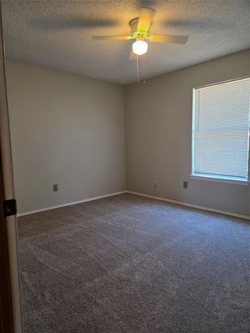 6101 Cool Springs Drive, Arlington, TX 76001
