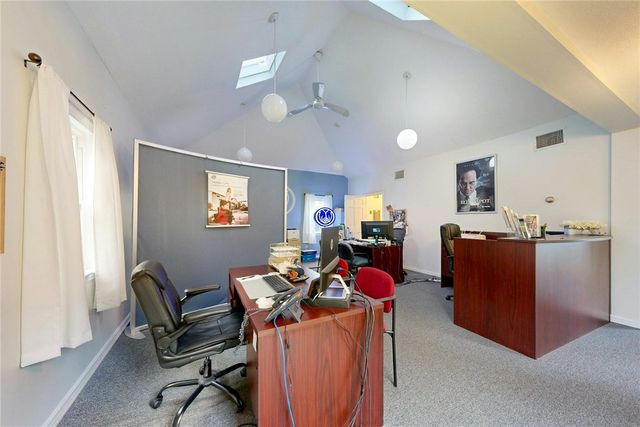 873 Warwick Avenue, Warwick, RI 02888