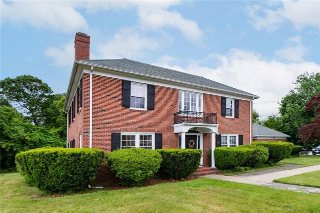 873 Warwick Avenue, Warwick, RI 02888