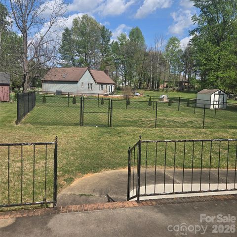 109 Bonnie Lane, Statesville, NC 28625