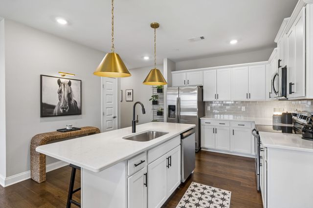 1901 Shadow Green Dr Unit 204, Franklin, TN 37064