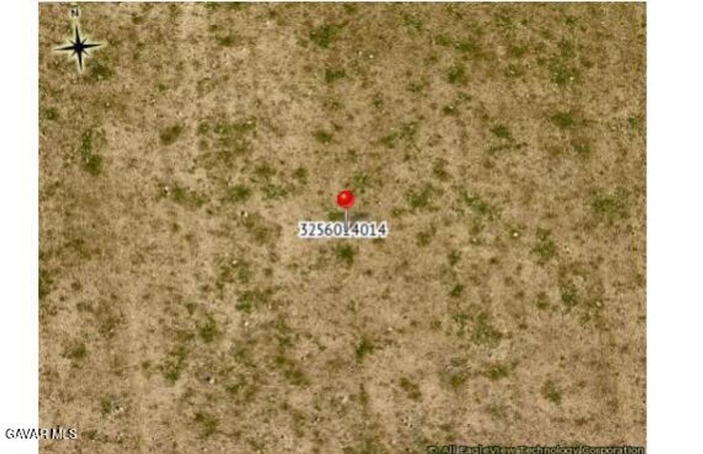 215 Stw Drt Vic Avenue A12, Lancaster, CA 93536