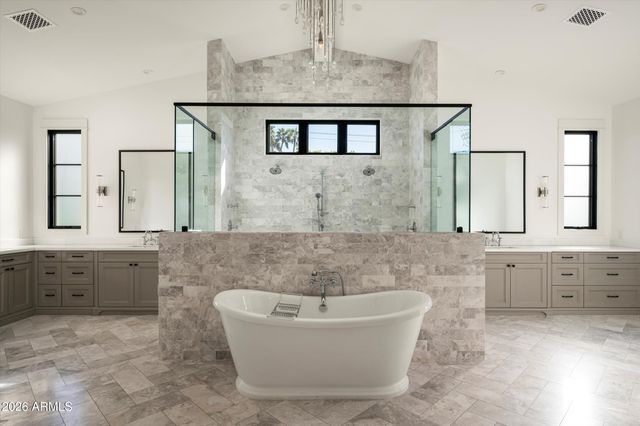 5903 E LAFAYETTE Boulevard, Phoenix, AZ 85018