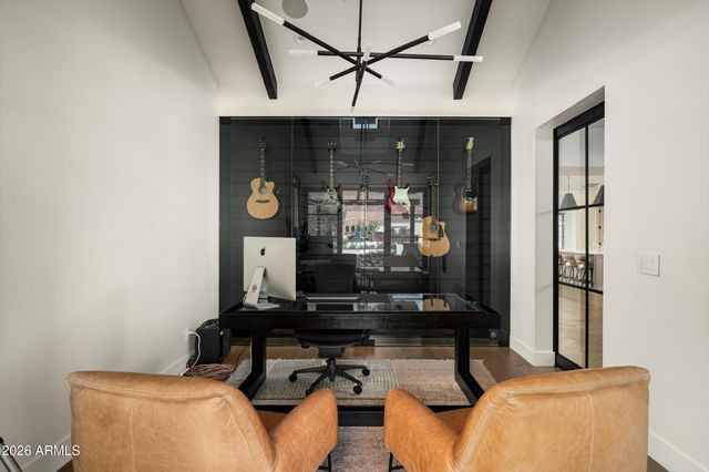 5903 E LAFAYETTE Boulevard, Phoenix, AZ 85018