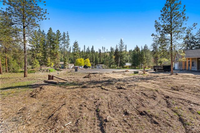 6454 Justin Ct, Nine Mile Falls, WA 99026