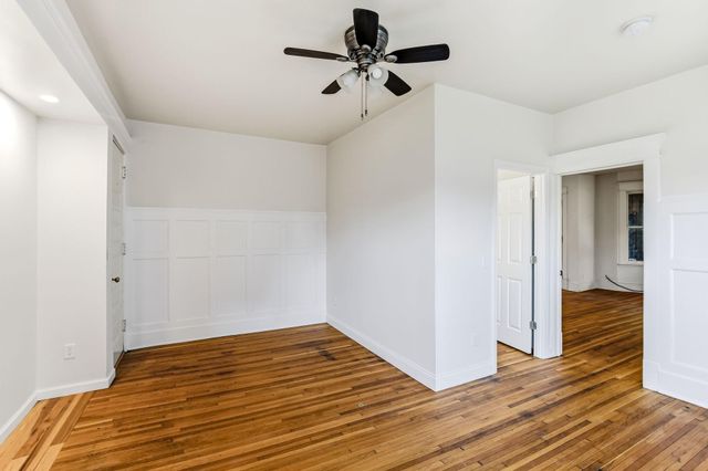 852 Ashland Avenue, Saint Paul, MN 55104