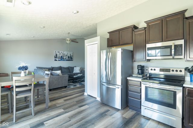 497 Haywood Drive, Greenfield, IN 46140