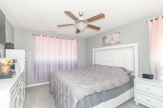 497 Haywood Drive, Greenfield, IN 46140