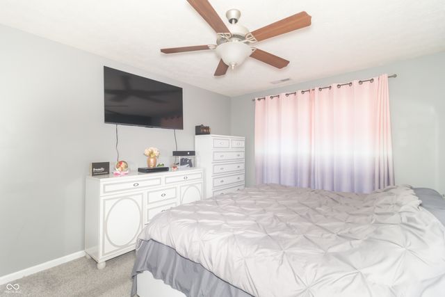 497 Haywood Drive, Greenfield, IN 46140