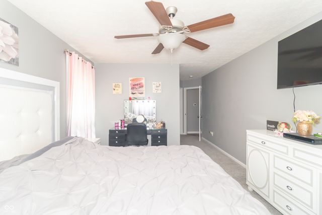 497 Haywood Drive, Greenfield, IN 46140