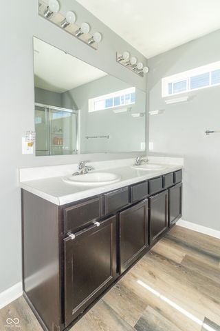 497 Haywood Drive, Greenfield, IN 46140