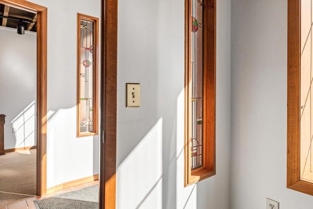 121 S Main STREET, Fountain City, WI 54629