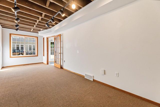 121 S Main STREET, Fountain City, WI 54629