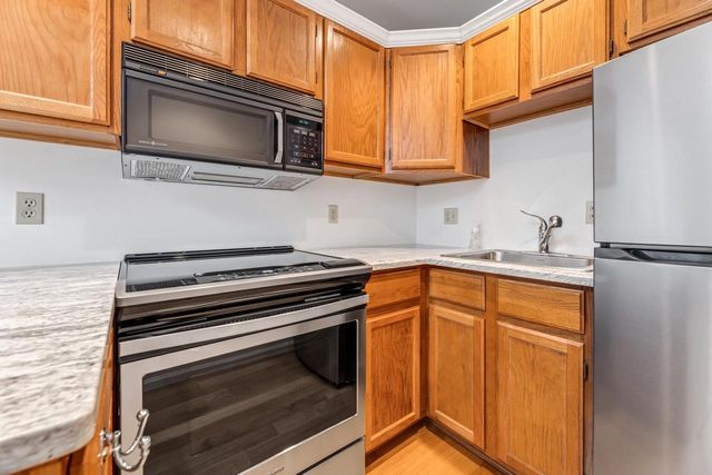 121 S Main STREET, Fountain City, WI 54629