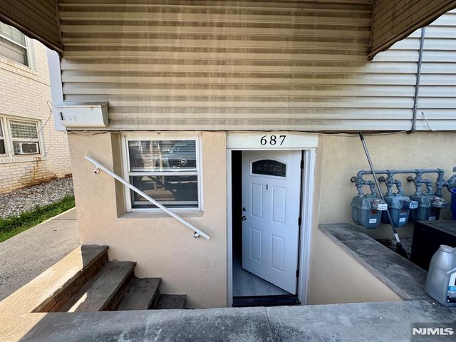 687 Midland Avenue 1, Garfield, NJ 07026