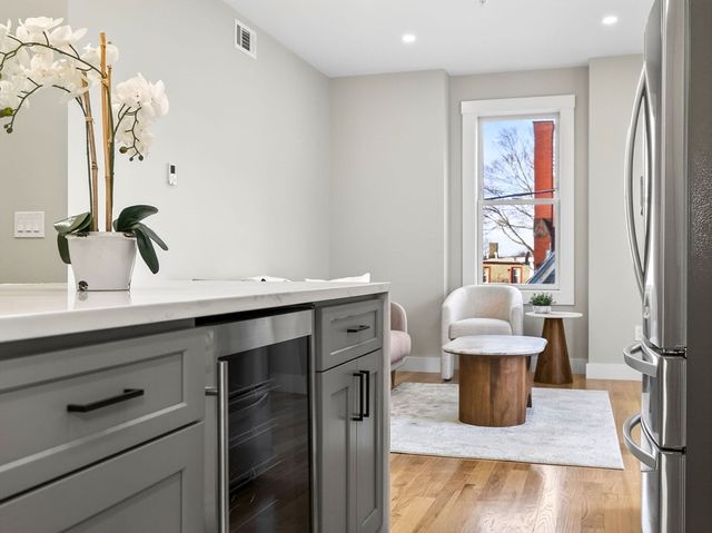 60 Stanley Street 202, Boston, MA 02125