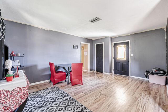139 NW Jet Drive, Fort Walton Beach, FL 32548