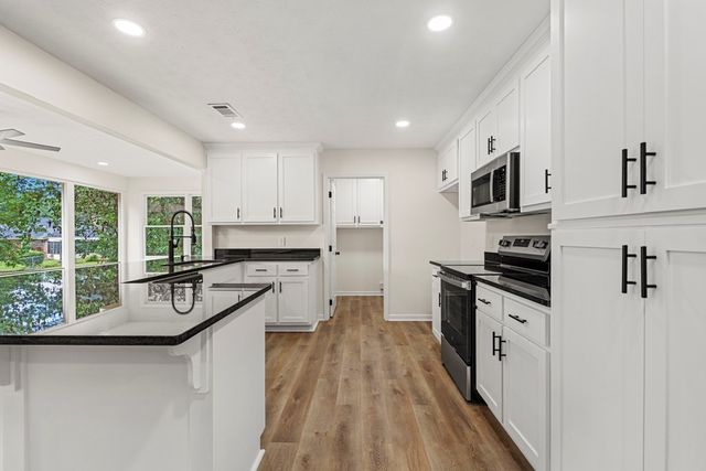 6925 Pebble Court, Columbus, GA 31907