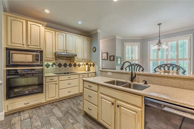 5510 Dunroven Way, Dawsonville, GA 30534