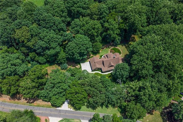 5510 Dunroven Way, Dawsonville, GA 30534