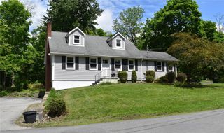 101 Sunrise Hill Road, Fishkill, NY 12524