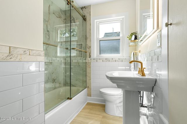 3937 Staebler Ave, Louisville, KY 40207