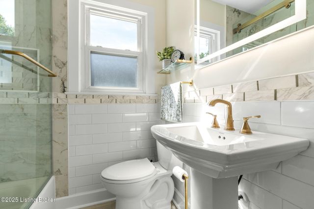 3937 Staebler Ave, Louisville, KY 40207