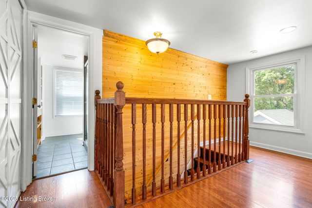 3937 Staebler Ave, Louisville, KY 40207