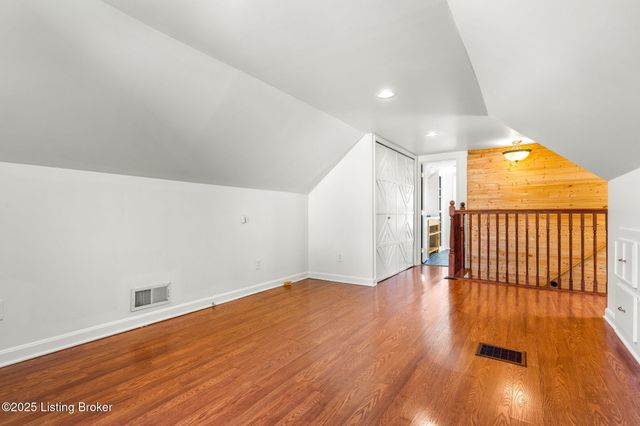 3937 Staebler Ave, Louisville, KY 40207