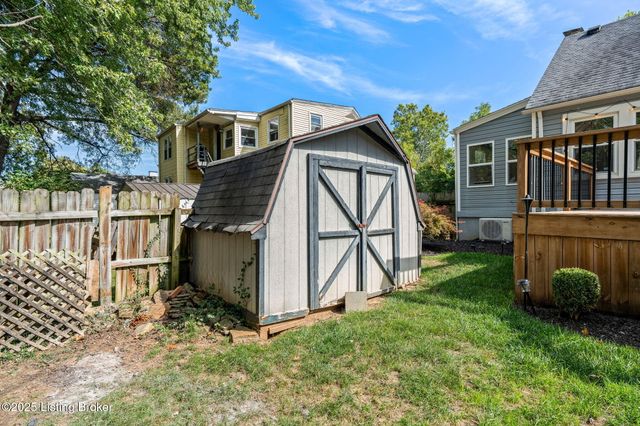 3937 Staebler Ave, Louisville, KY 40207