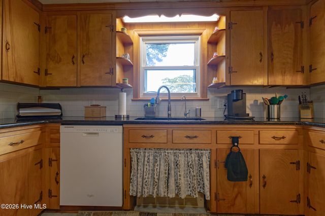 159 Seymour Drive, Camden, NC 27921
