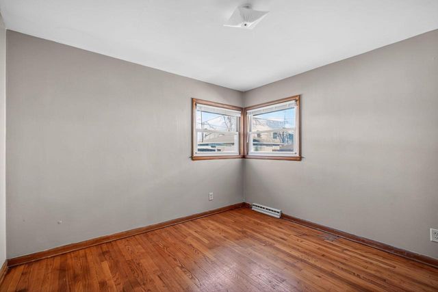 7471 W Beckett AVENUE, Milwaukee, WI 53216