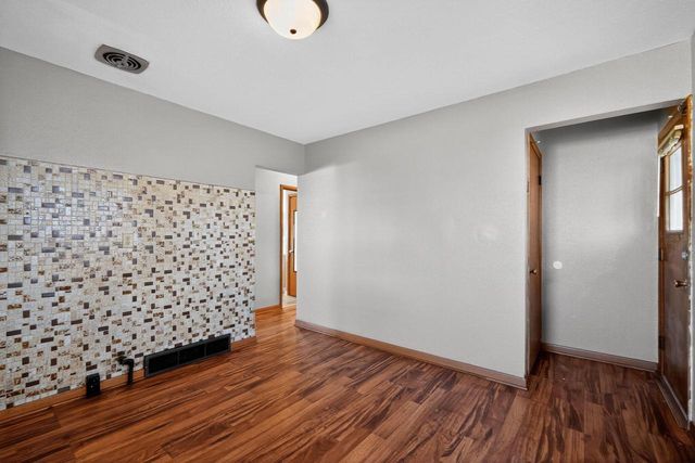 7471 W Beckett AVENUE, Milwaukee, WI 53216