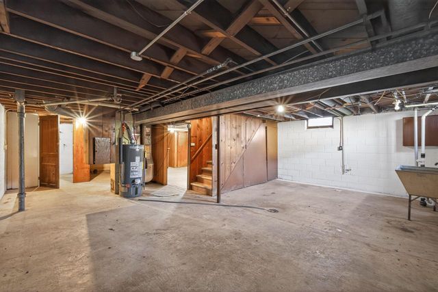 7471 W Beckett AVENUE, Milwaukee, WI 53216