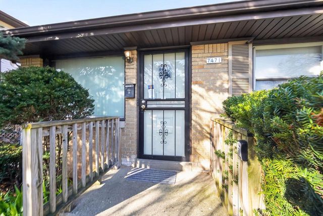 7471 W Beckett AVENUE, Milwaukee, WI 53216