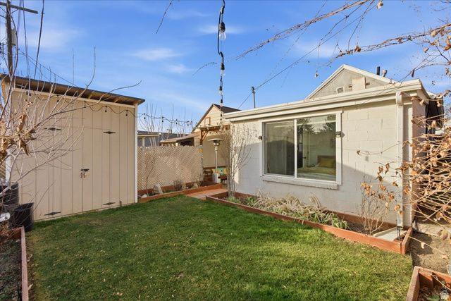 936 E PLACE, Salt Lake City, UT 84102