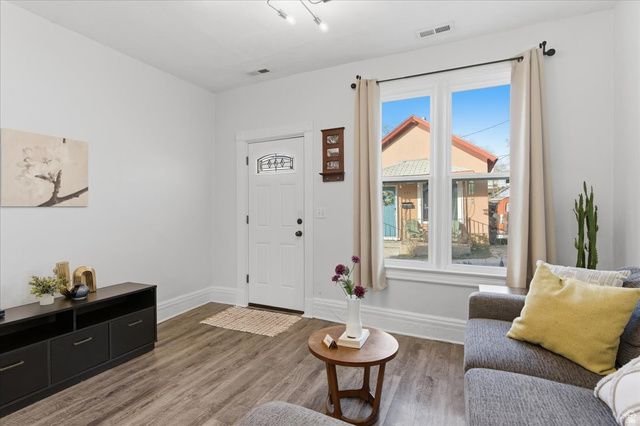 936 E PLACE, Salt Lake City, UT 84102