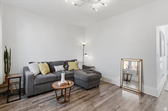 936 E PLACE, Salt Lake City, UT 84102